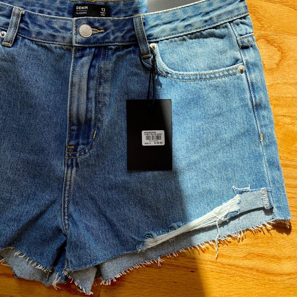 Cheeky Jean Short - Picture 2 of 4